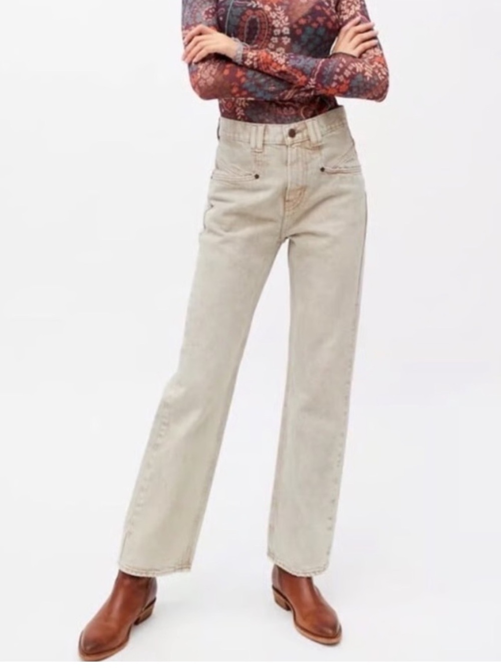 BDG Straight-Leg Cowboy Jeans in Beige